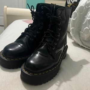 platform doc martens